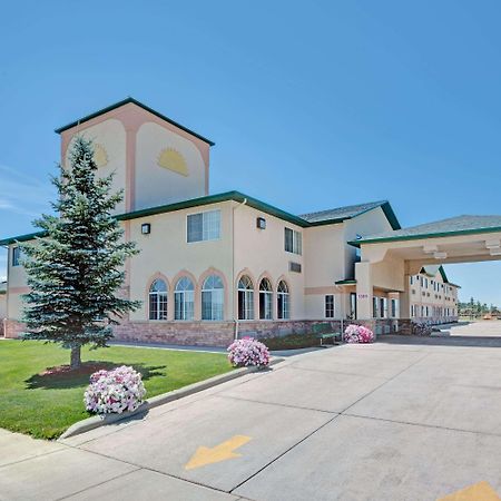 Days Inn By Wyndham Laramie Buitenkant foto